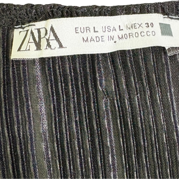 ⭐️ZARA Black Ruffle Pleated Top - Picture 5 of 5